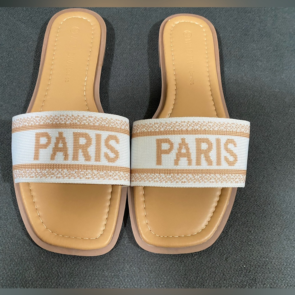 ⭐️NEW Wild Diva Lounge Flat Sandals for Women Comfortable Slip On Slide Sandals - Picture 10 of 15